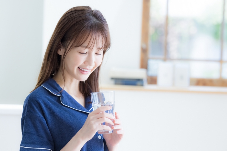 画像：水を飲む様子